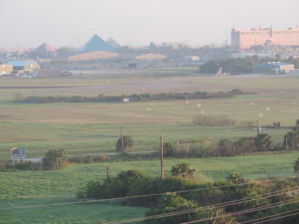 Luxury Oceanfront Condo In Ocean Grove Galveston Exterior foto